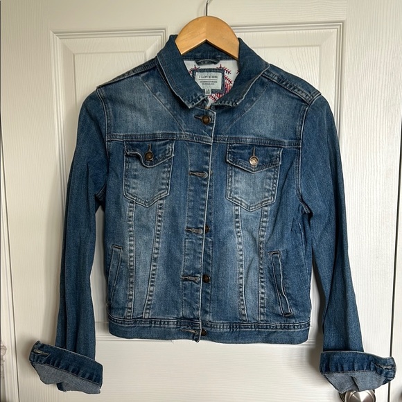 Jean jacket - Picture 1 of 4